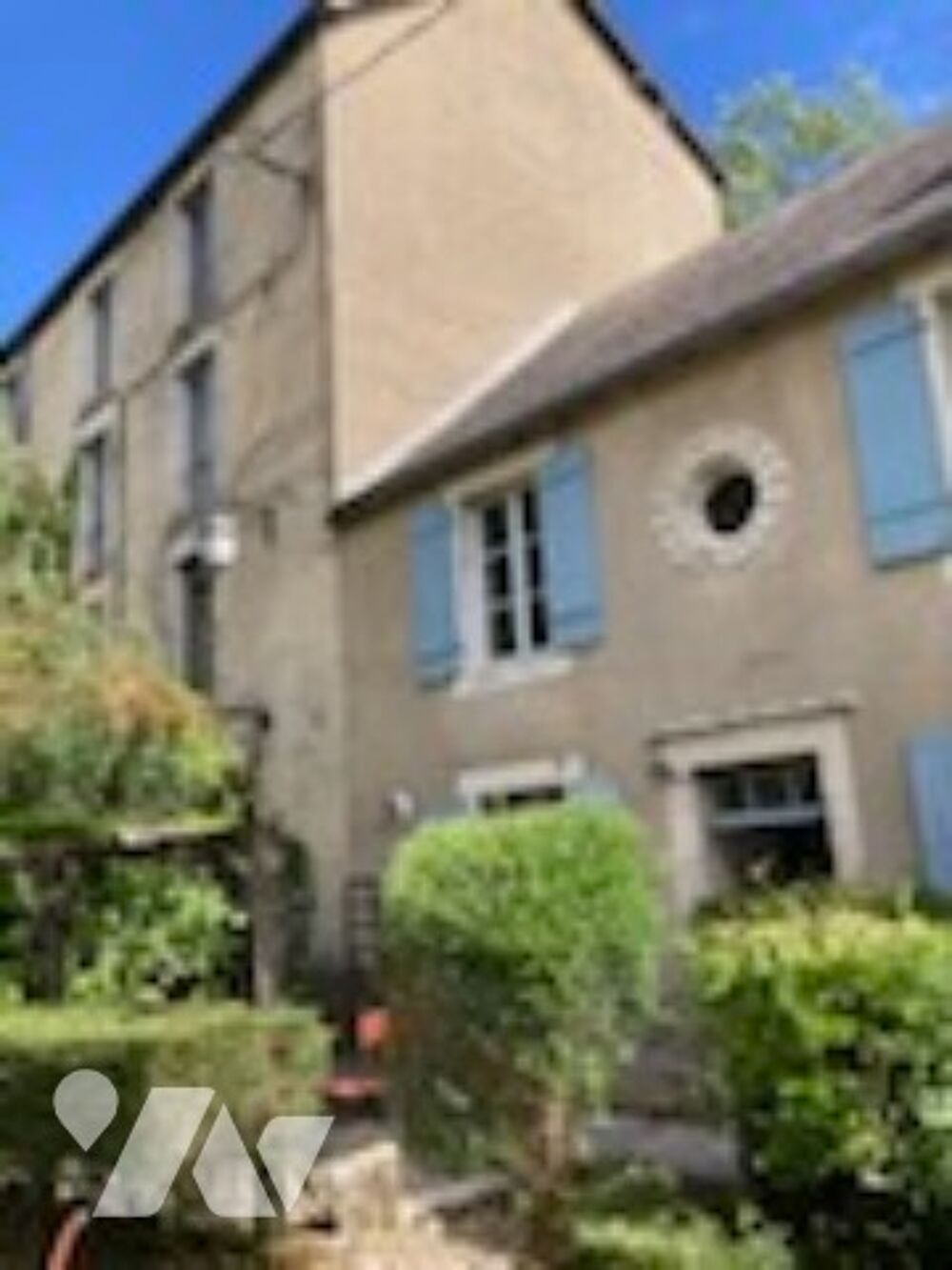 Vente Maison Maison à Châteauroux de 480 m² comprenant 19 pièces. Châteauroux