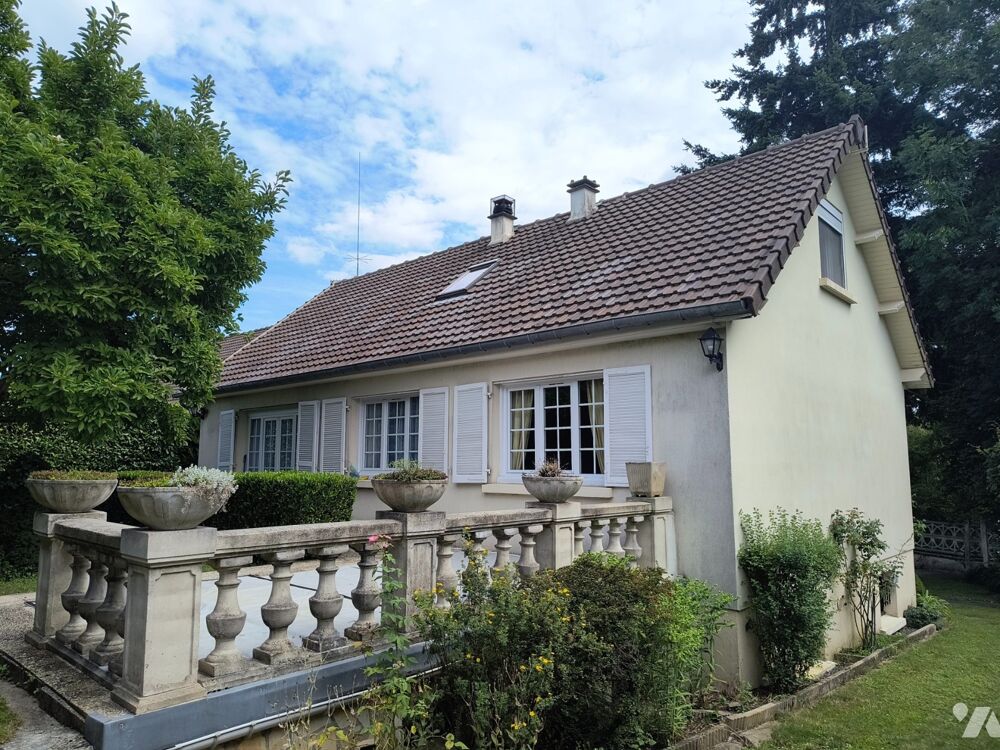 Maison 6 pièces 106 m² · à Réez-Fosse-Martin · 106 m² · 319 000 €