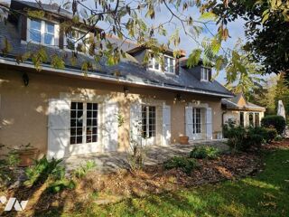  Maison à vendre 10 pièces 564 m²