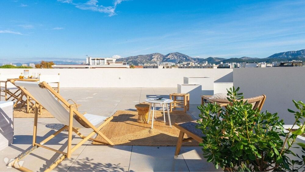Vente Appartement Vieille chapelle : T4 de 110 m² dont trois chambres + terrasse de 160 M² + double box-garage. Marseille 8