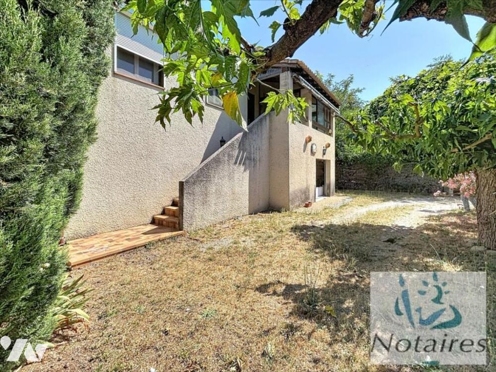 Vente Maison Maison T5 de 115m² avec jardin de 835m² et garage proche centre ville Mallemort
