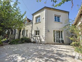  Maison � vendre 10 pi�ces 270 m�