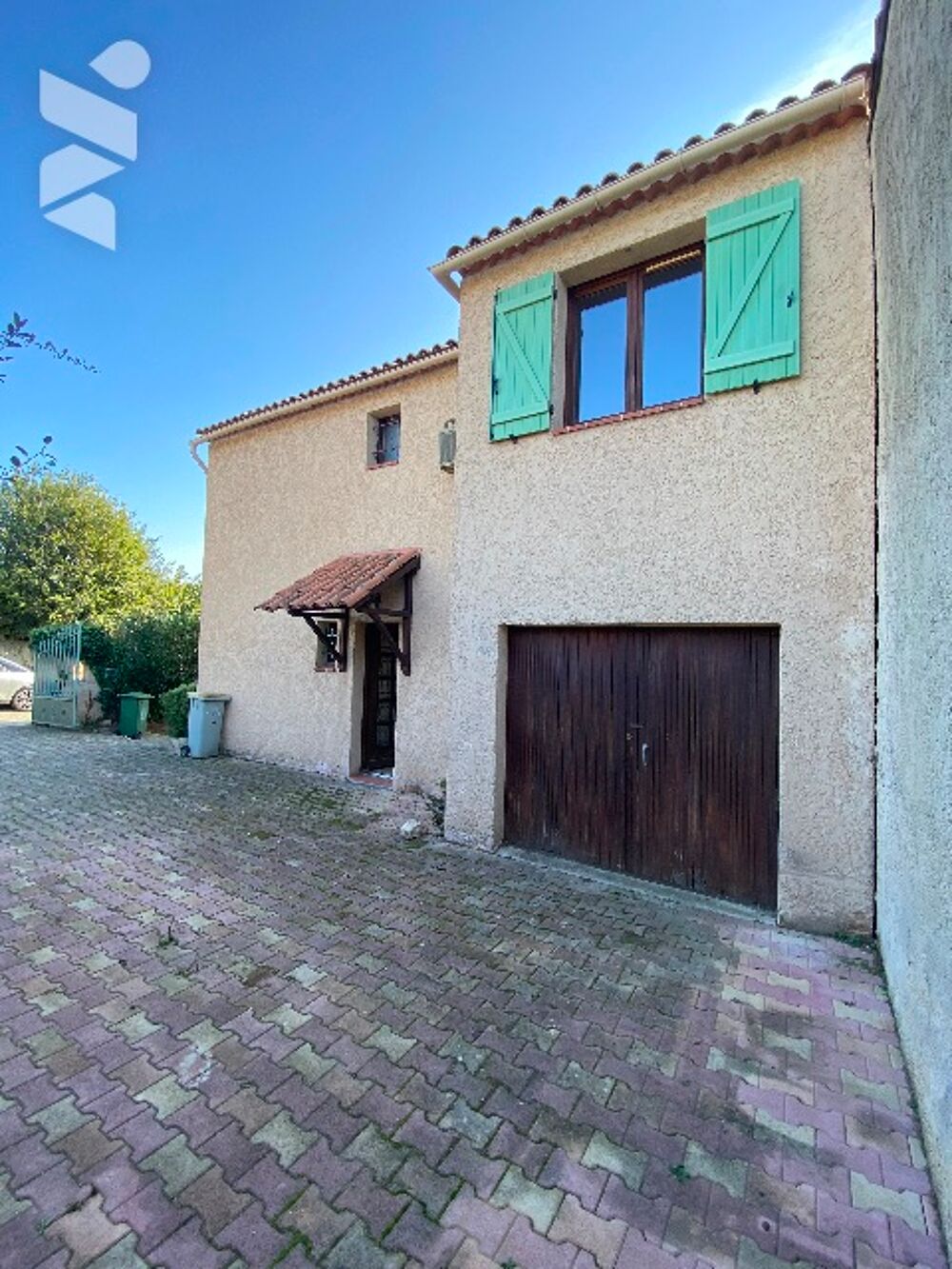 Maison 100 m² à Éguilles, 4 ch., véranda, garage, piscine, panneaux solaires, expo sud, DPE C/A.