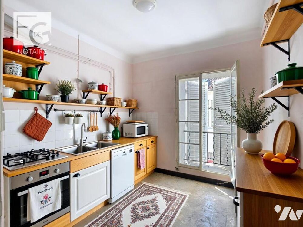 Appartement de type 4 sur deux niveaux + grenier aménageable