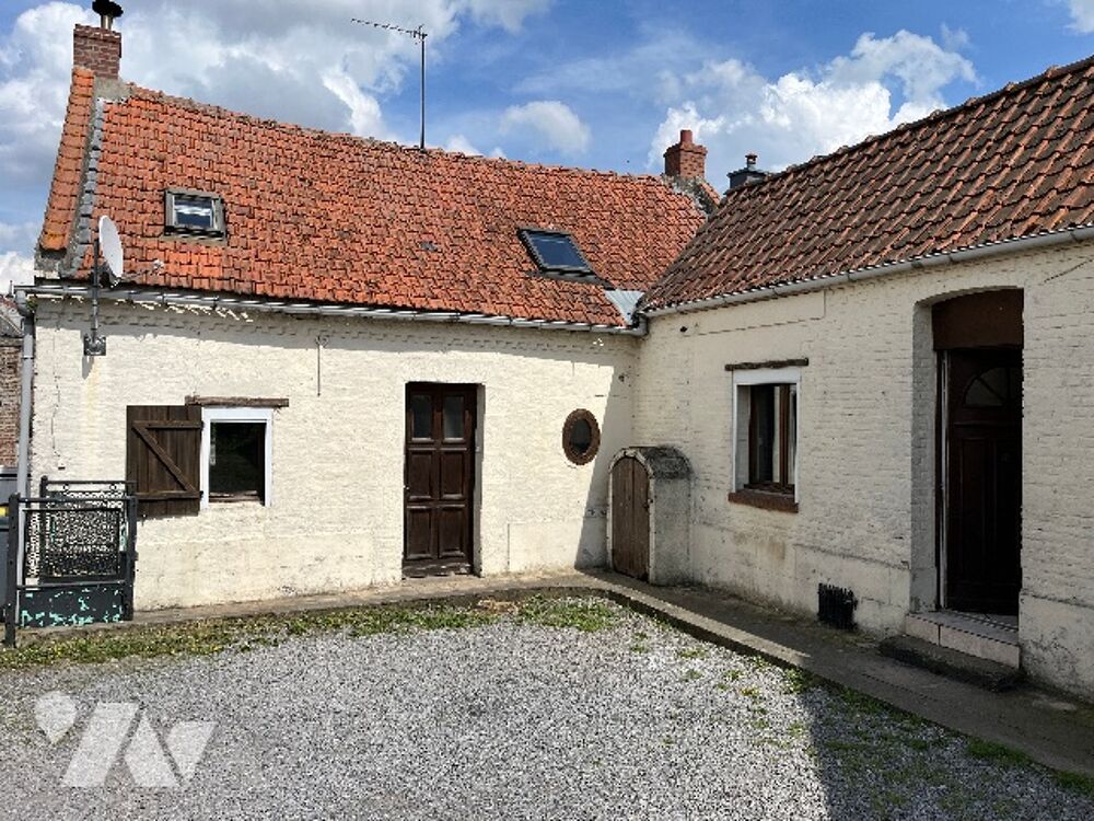 Maison avec cour et garage