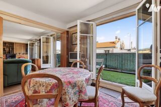 Vente Appartement Saint-Mandé, 4 pièces de 80 m², terrasse 19 m², dernier étage, lumineux, métro 1, travaux à prévoir. Saint-mandé