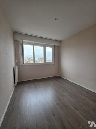  Appartement à vendre 4 pièces 80 m²