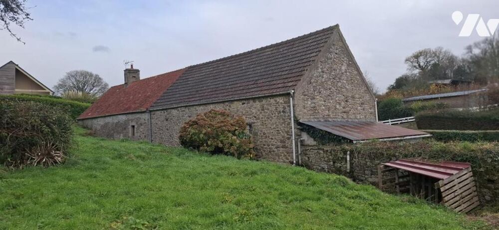 Ancienne fermette sur 2.262 m² de terrain, à rénover.