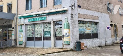 Fonds de commerce de bar-caf&eacute; id&eacute;alement situ&eacute; en plein centre-ville de Pontarlier 70000 25300 Pontarlier
