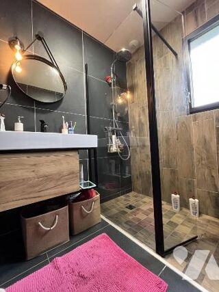  Maison  vendre 7 pices 194 m