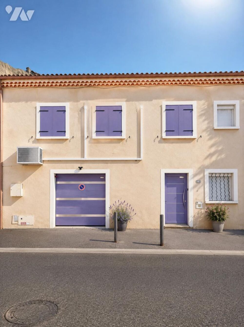Vente Maison LAPALUD – Maison de ville rénovée de 192 m² avec grand garage et espace indépendant Lapalud