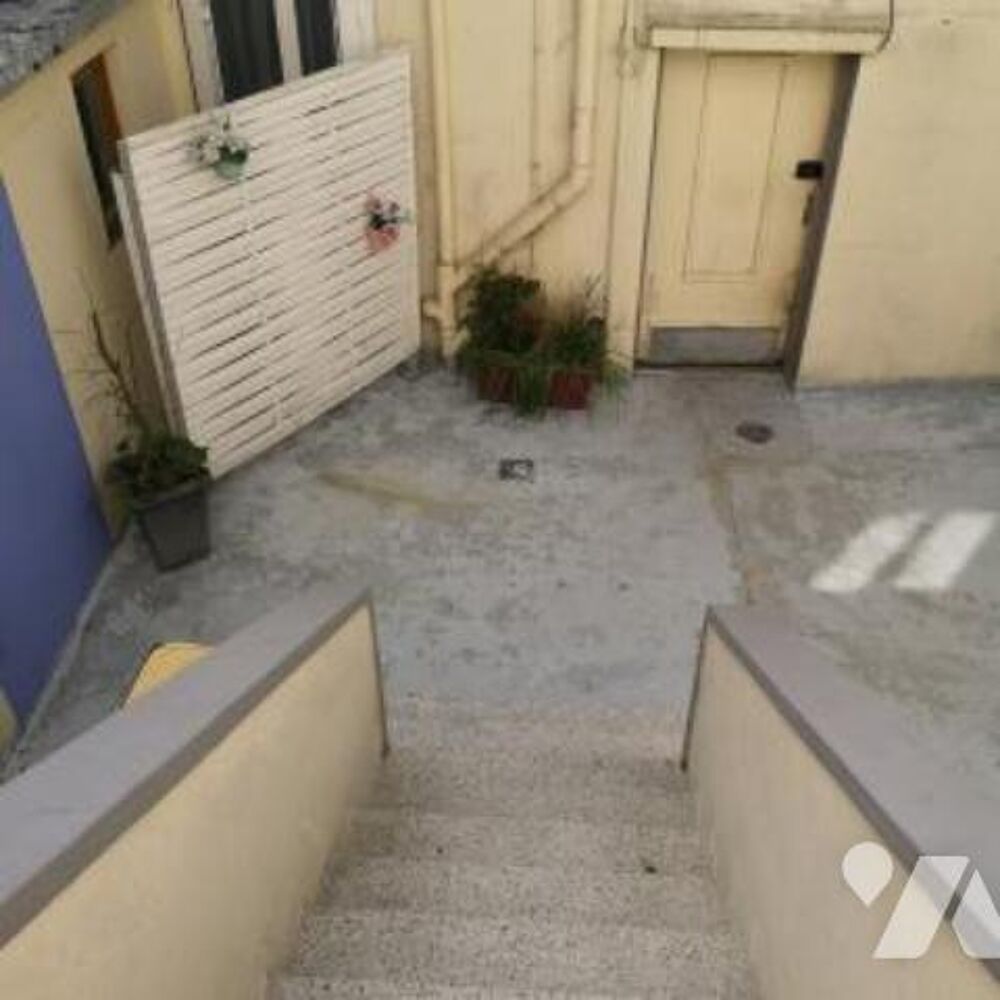 Vente Maison Maison de ville sur cour. trois chambres. Travaux à prévoir. pas de garage. Havre