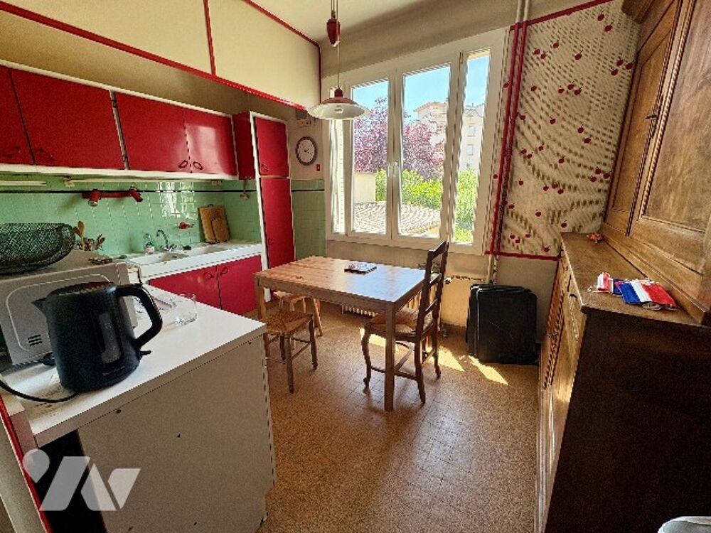 Vente Maison Maison à Dijon de 100 m² comprenant 5 pièces dont 4 chambres. Dijon