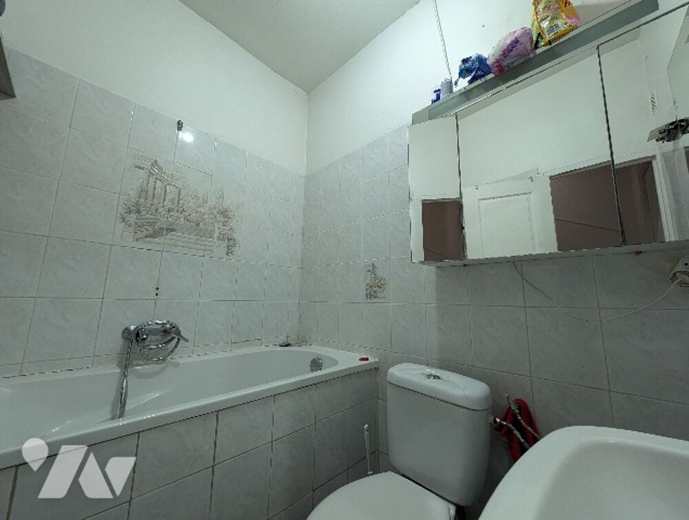Vente Maison Saint-Henri, VENDUE LOUÉE, maison de ville de 43,79 m² sur 3 niveaux + cabanon de 5,28 m². Marseille 16