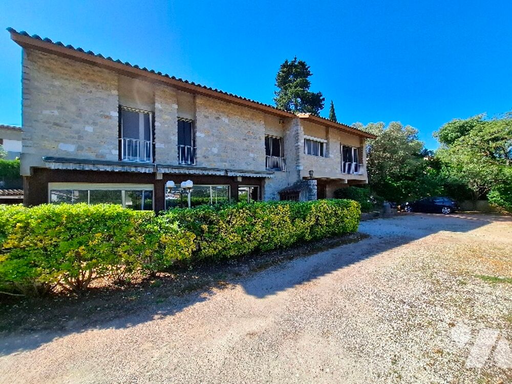 Villa d'architecte T8 au calme - Toulon est