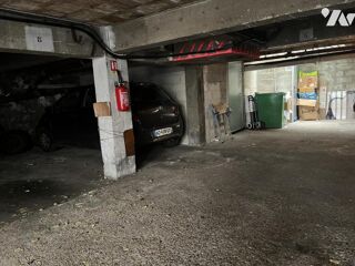  Parking / Garage à vendre 