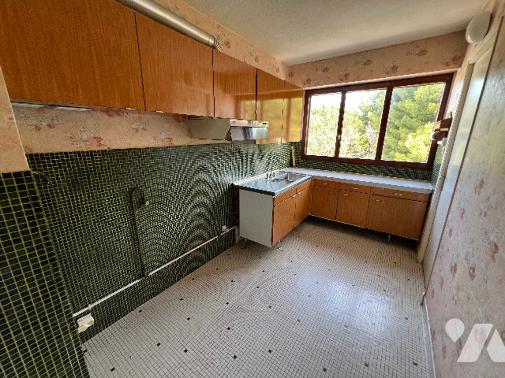 Vente Appartement VENTE EN IMMO-INTERACTIF - TYPE 3 + BOX GARAGE + CAVE - VAL D'AZUR (13) Première offre : 140.000 € Marseille 13