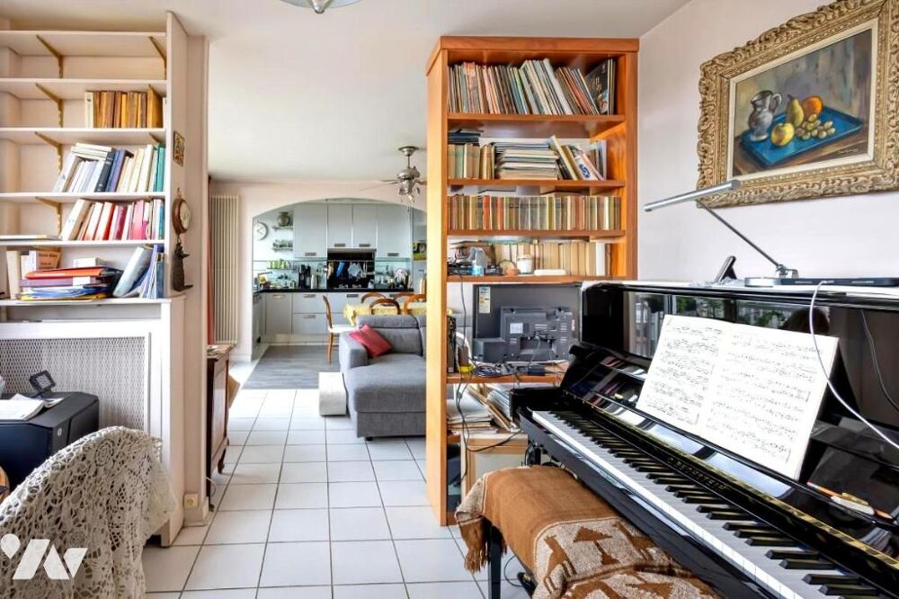 Vente Appartement VENTE en immo-interactif - Quartier Belleville - Appartement 7e étage avec vue panoramique Paris 20