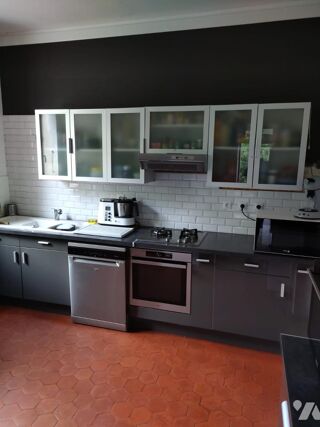  Maison à vendre 15 + pièces 335 m²