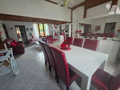   Maison mitoyenne Maison - 7 pi�ce(s) - 118 m�