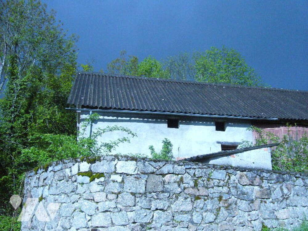 Vente Maison CORPS DE FERME EN MONTAGNE BOURBONNAISE SUR 1700 M² Chapelle