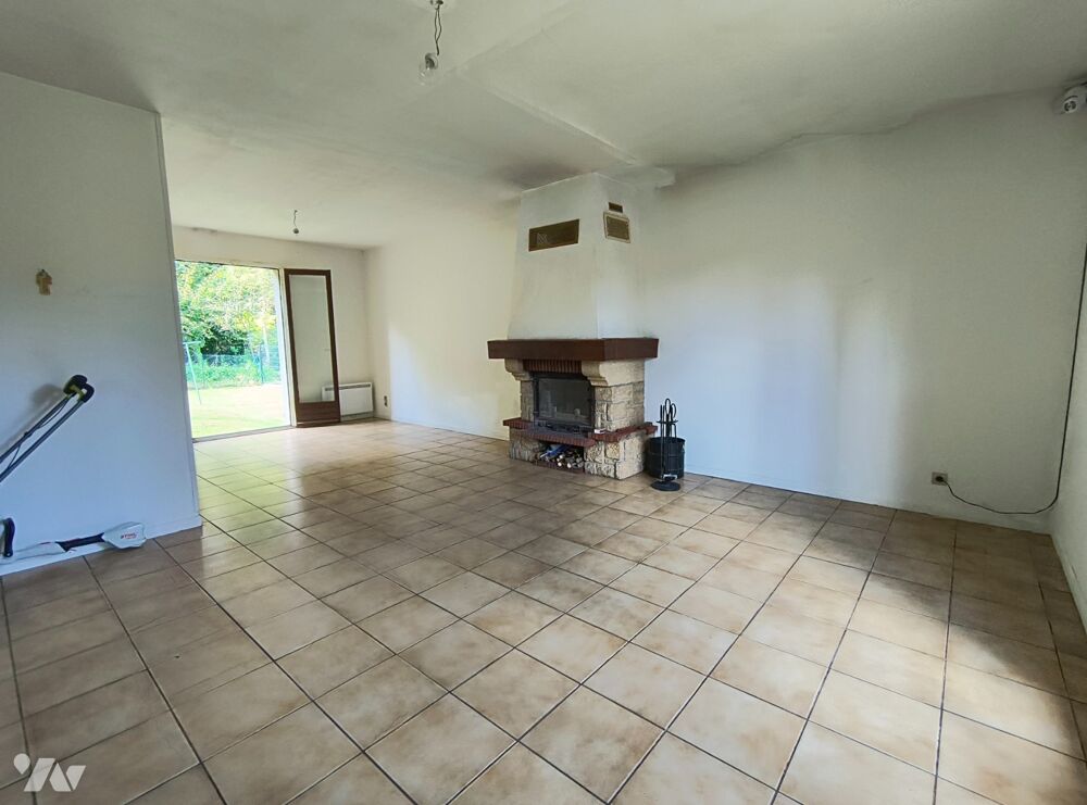 Vente Maison RARE MAISON DE PLAIN PIED PROCHE LA FERTE-MILON Silly-la-poterie