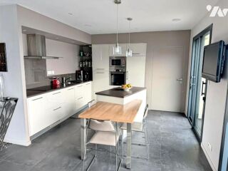  Maison à vendre 9 pièces 245 m²