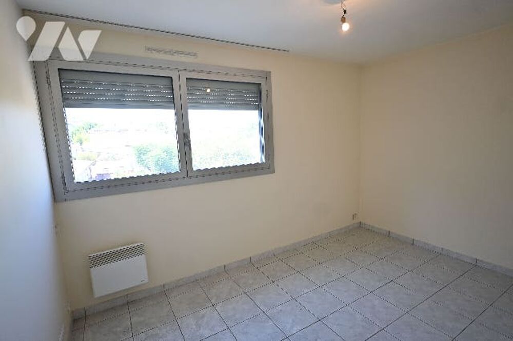 Vente Appartement A RAFRAICHIR, appartement de type 3 situé à MARSEILLE (13013), au calme. Marseille 13