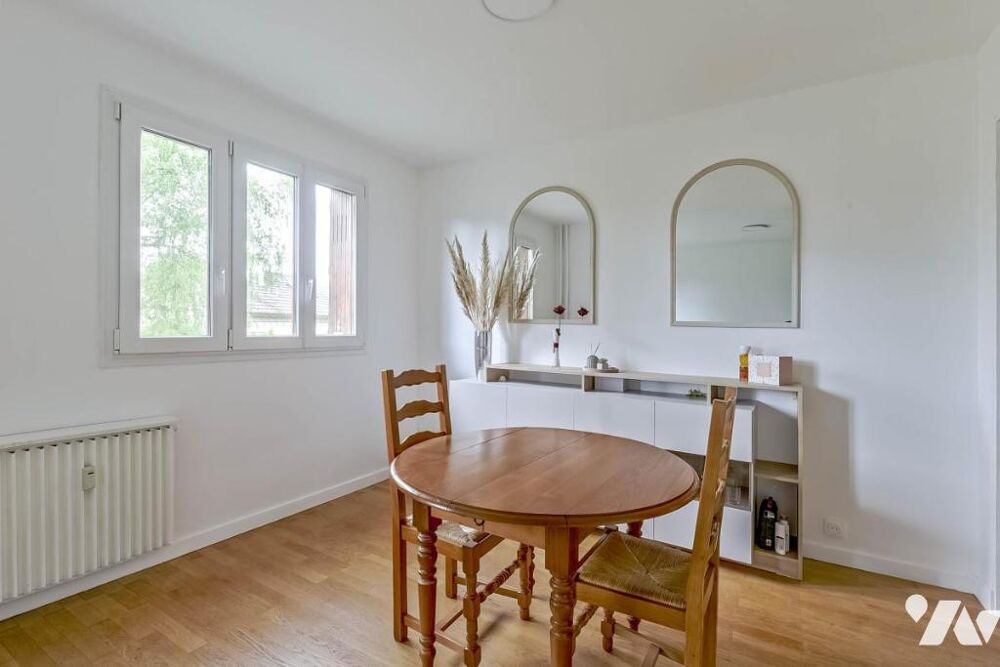 PROCHE CENTRE-VILLE - APPARTEMENT - 4 PIECES - 2 CHAMBRES - 66m2 - RENOVE