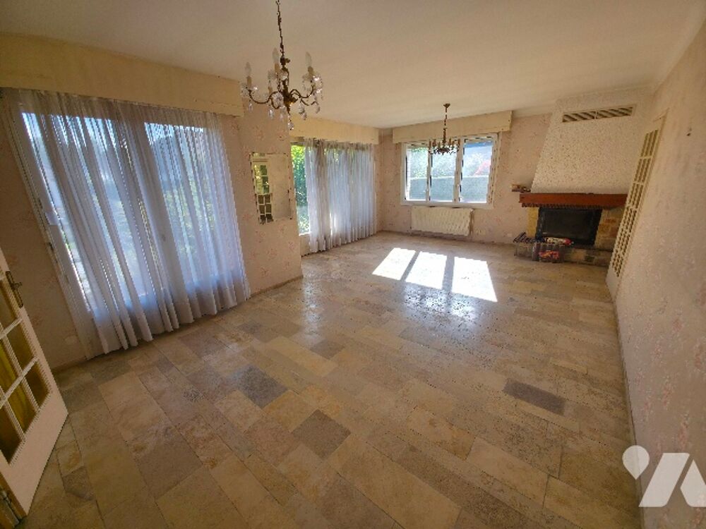 Vente Maison Maison individuelle à ARQUES sur un jolie parc arboré Arques