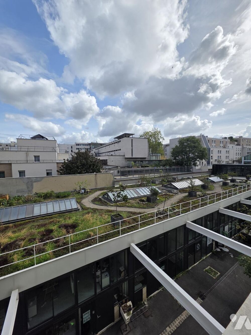 Vente Appartement 75013 - STUDIO 29 m² – CALME SUR JARDIN – ASCENSEUR – IDÉAL INVESTISSEMENT LOCATIF Paris 13