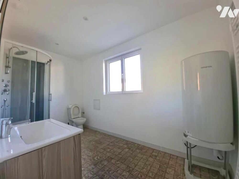 Location Appartement BEL APPARTEMENT SPACIEUX, LUMINEUX ET ENTIÈREMENT RÉNOVÉ AVEC PARKING ! Lumbres
