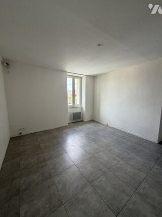  Appartement à louer 1 pièce 33 m²