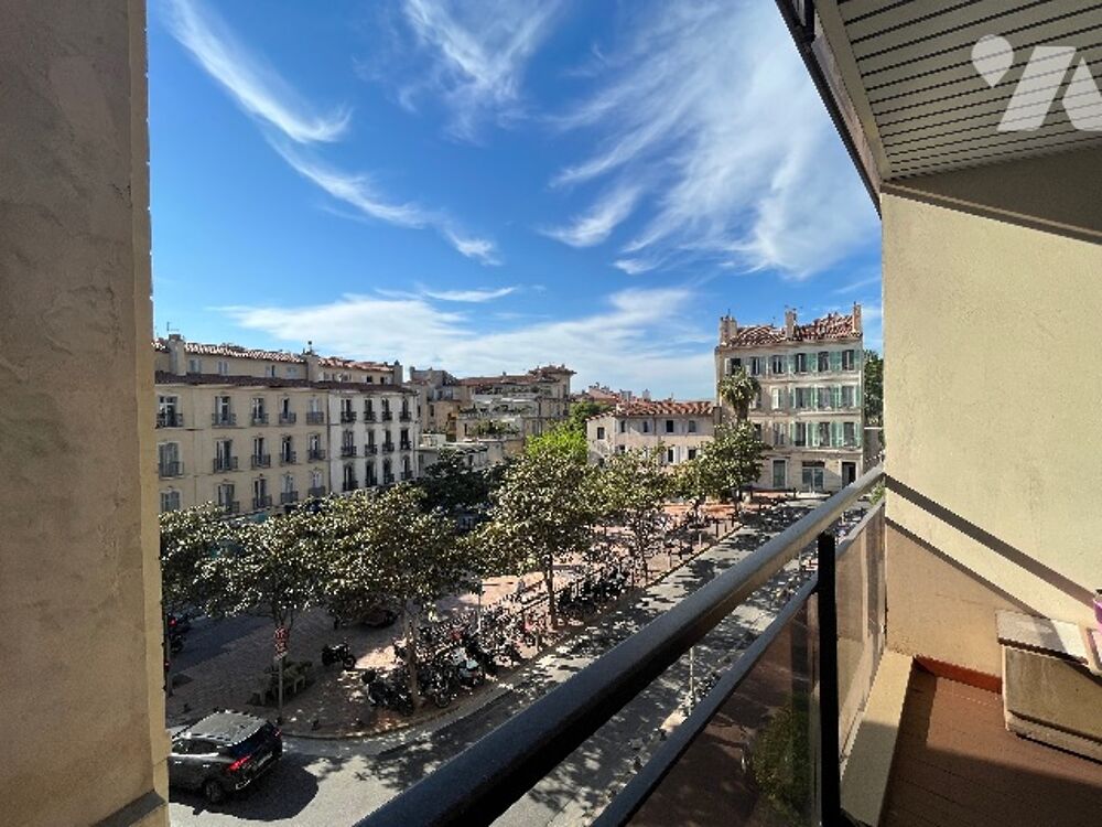 Vente Appartement Marseille 7ème,  T2 de 54 m² au 3ème avec balcon 14 m² + parking Marseille 7