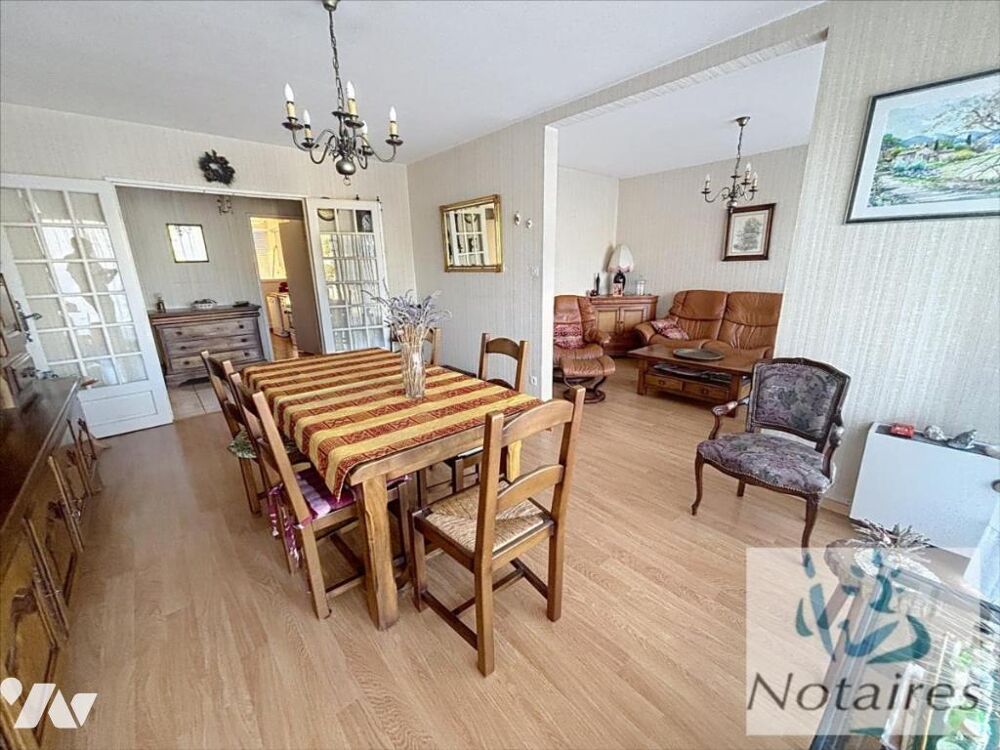Vente Appartement Appartement avec 4 chambres et balcon Salon-de-provence