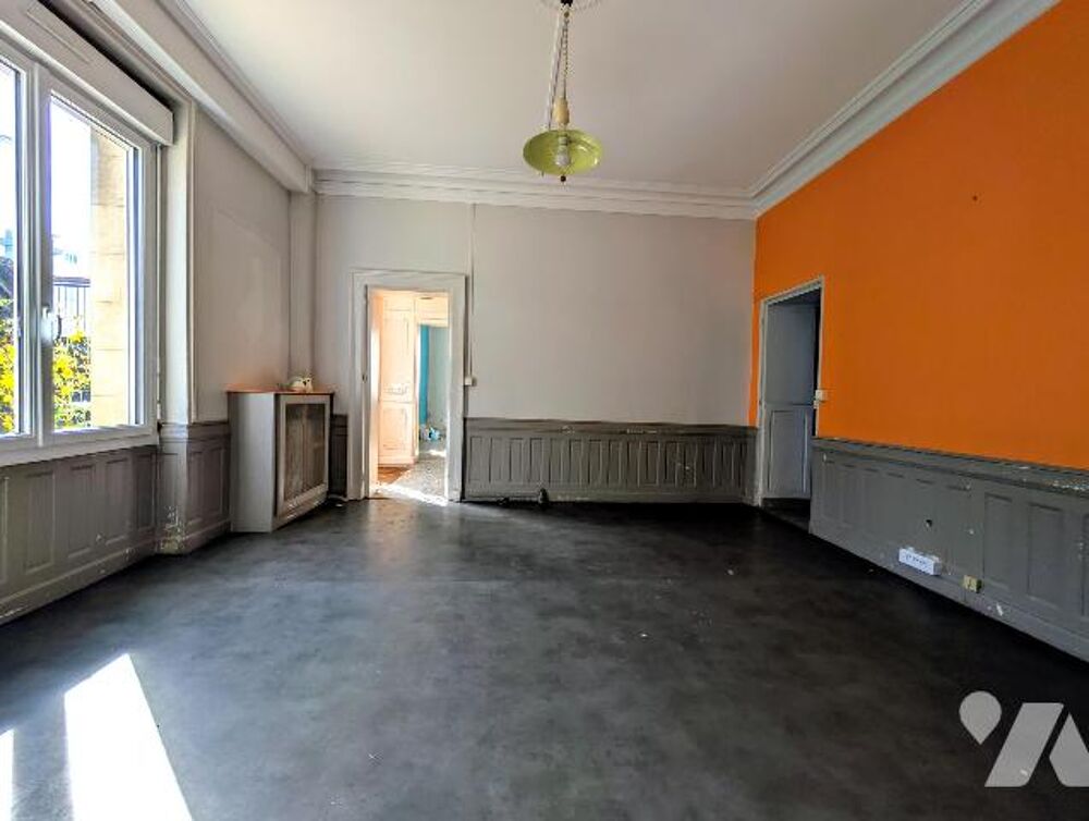 Vente Immeuble IMMEUBLE 318m² - Hangar 180m² - Tours