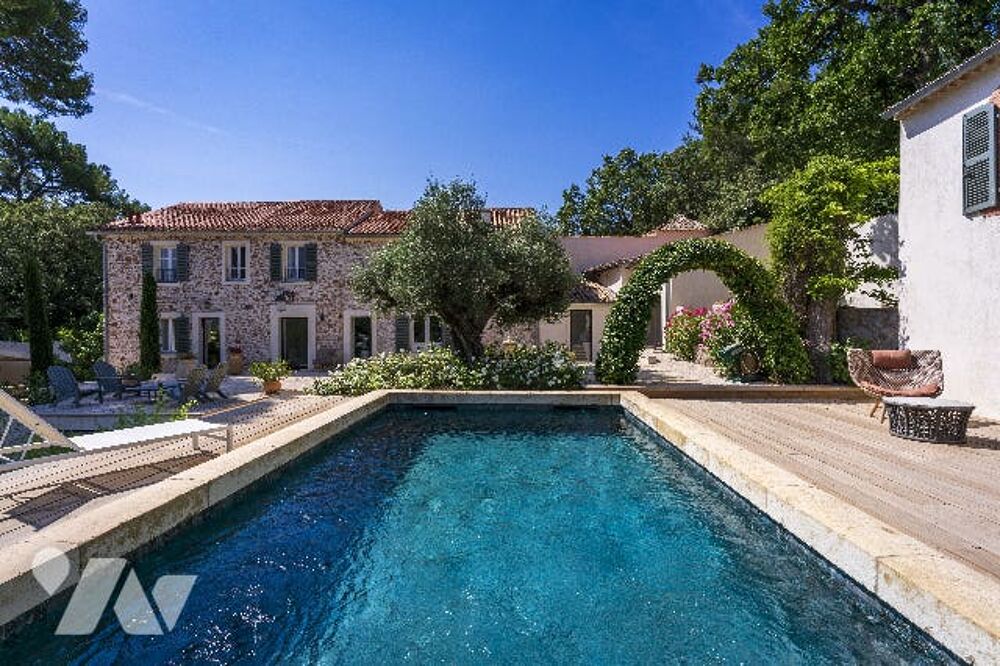  vendre  Maison Hyres (83400)