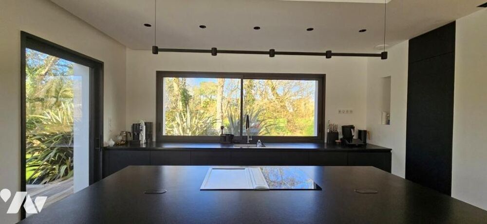 � vendre  Maison B�nodet (29950)