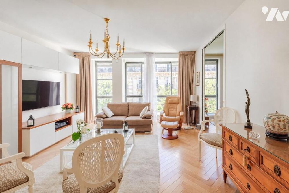 Vente Appartement Paris 16e – 2/3 pièces de 81,61 m², balcon sur jardin, prestations haut de gamme, parking et cave. Paris 16