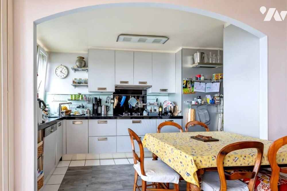 Vente Appartement VENTE en immo-interactif - Quartier Belleville - Appartement 7e étage avec vue panoramique Paris 20