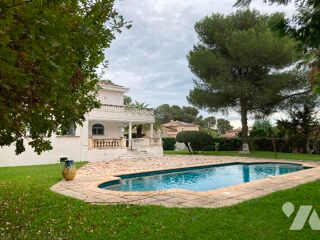  Maison � vendre 10 pi�ces 262 m�