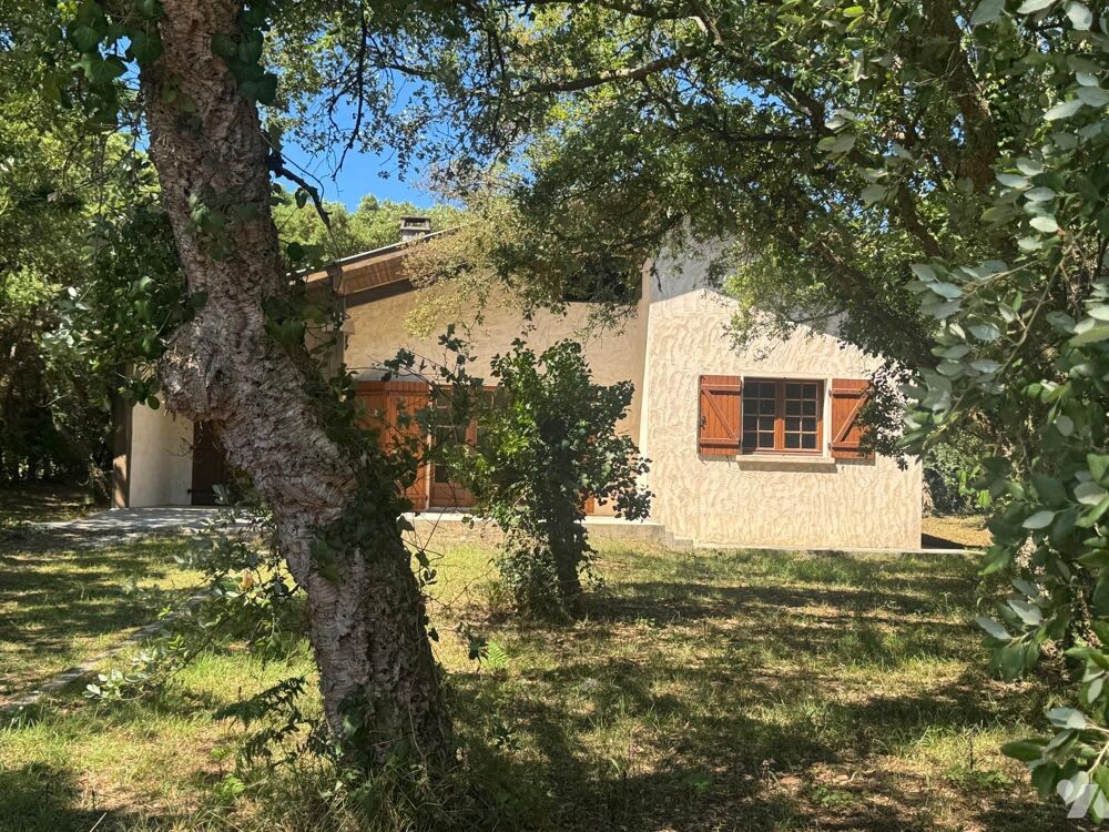 Vente Maison A 10 minutes à pied du Lac d'Hossegor, villa de 101 m2 sur terrain de 1102m2. Seignosse