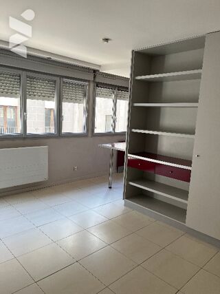  Immeuble à vendre 