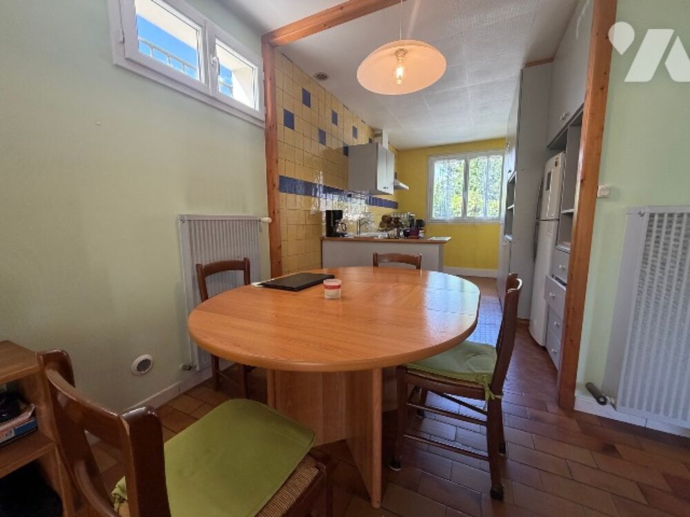 Vente Maison Maison 6 pièces avec jardin, garage et vue sur les montagnes située à POISAT Poisat