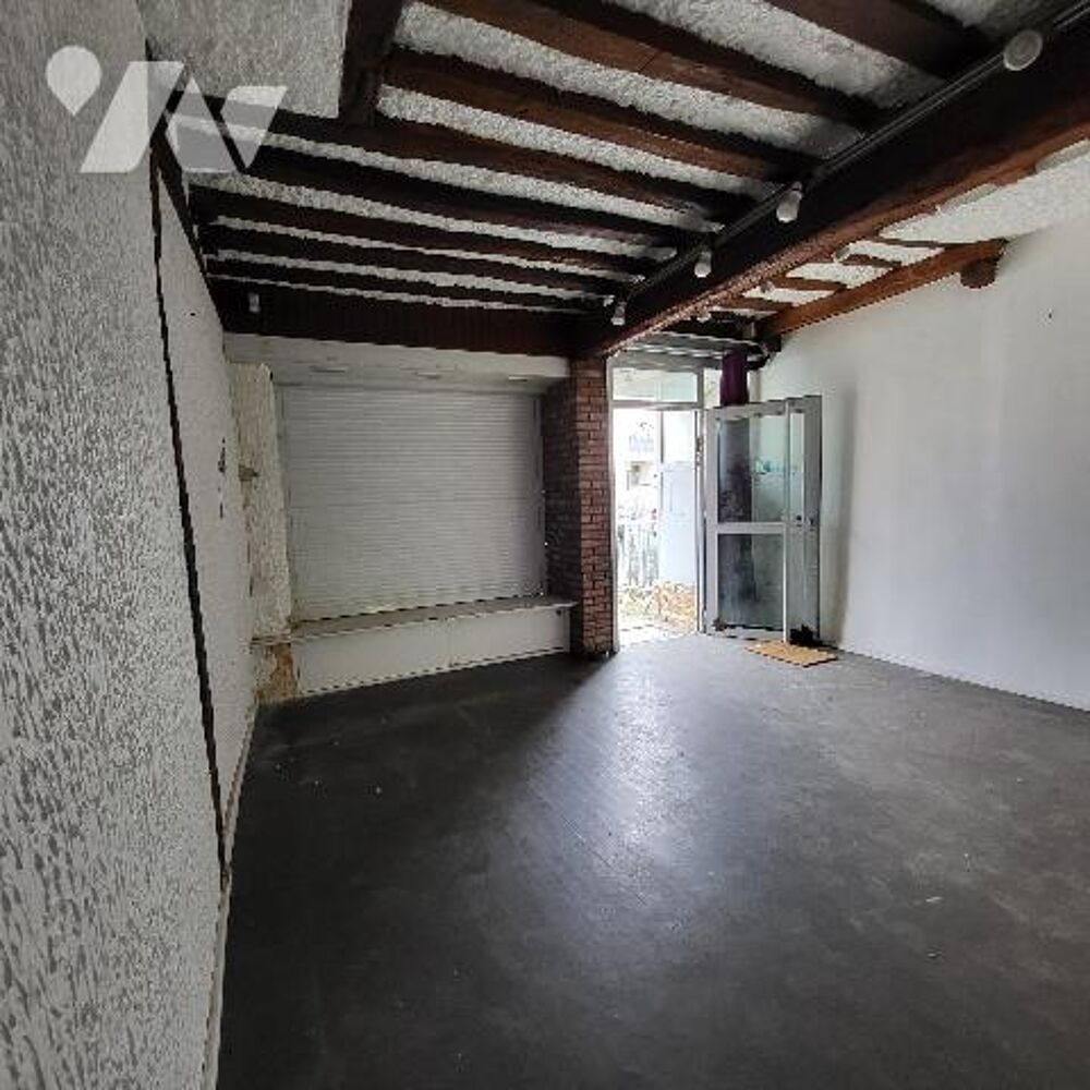 Vente Immeuble Immeuble usage com/hab sur la rue de Fontainebleau Annonce sur le site immobilier.notaires Saint-fargeau-ponthierry