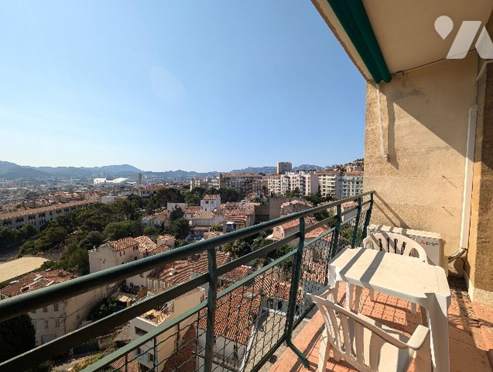Vente Appartement Exclu T3 rue Breteuil avec balcon, loggia, cave et garage double. Marseille 6