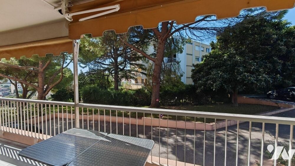Vente Appartement Au cœur d'une résidence sécurisée avec piscine à Antibes, au calme, appartement de 3P de 68,75 m² Antibes