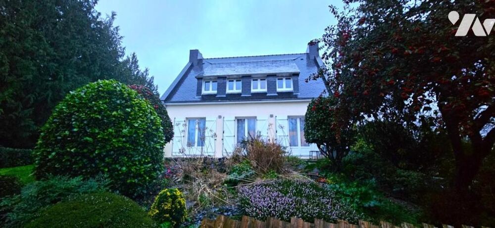 Vente Maison Maison 4 chambre et 1.8 hectares de terrain Plogonnec