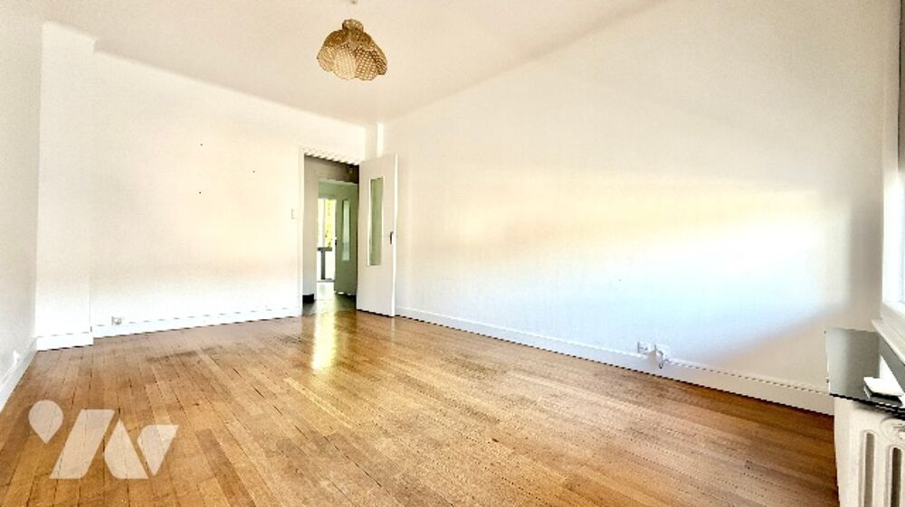 Vente Appartement T3 – 67m² traversant – 2ème étage - Double balcon – Cave 4m²  17 Boulevard Taine – ANNECY 74000 Annecy