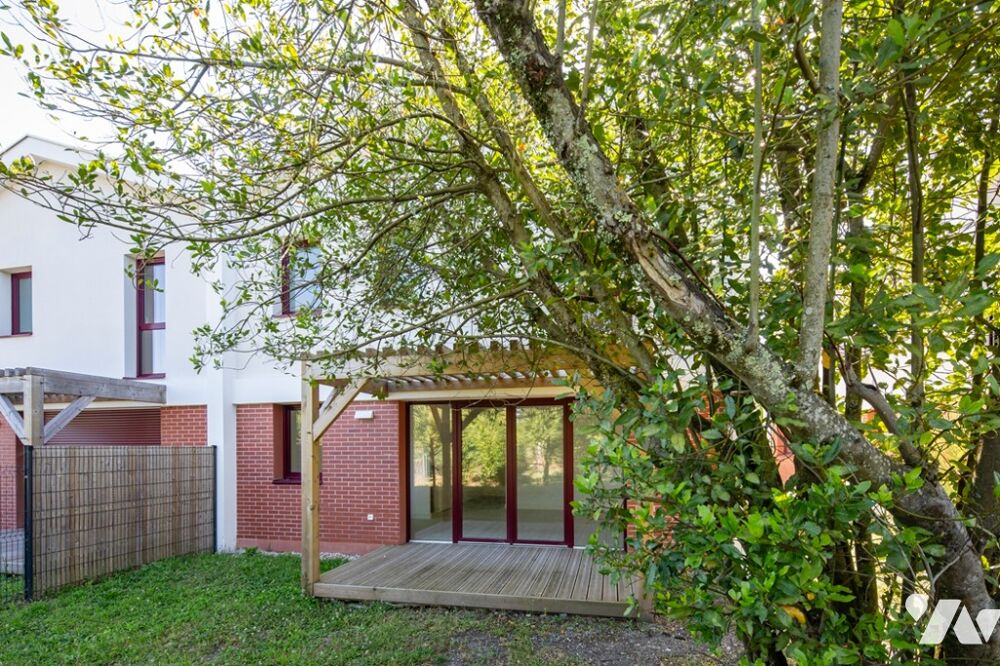 Vente Maison Belle maison neuve d'une surface de 94 m² habitables carrez avec jardin et deux places de parking Mérignac